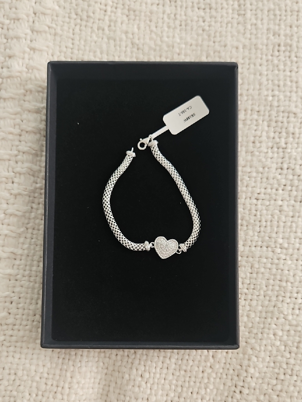 Sparkling Heart Mesh Bracelet - Silver